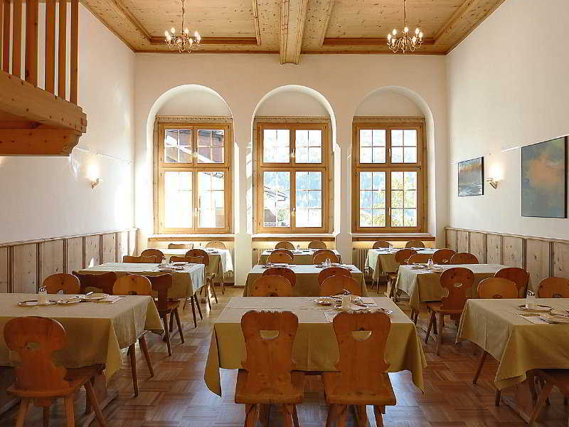 צואוץ Historic Hotel Crusch Alva מראה חיצוני תמונה